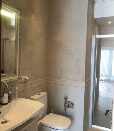 Tiek pārdots 4 istabu dzīvoklis ar divām autostāvvietām slēgtā pagalmā (ir iekļautas Rīga - foto 3