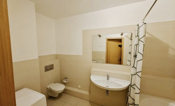 Izīrē 2 istabu dzīvokli projektā Centra Nams  Dzīvoklis atrodas prestižā un klusā vietā Rīga - foto 8