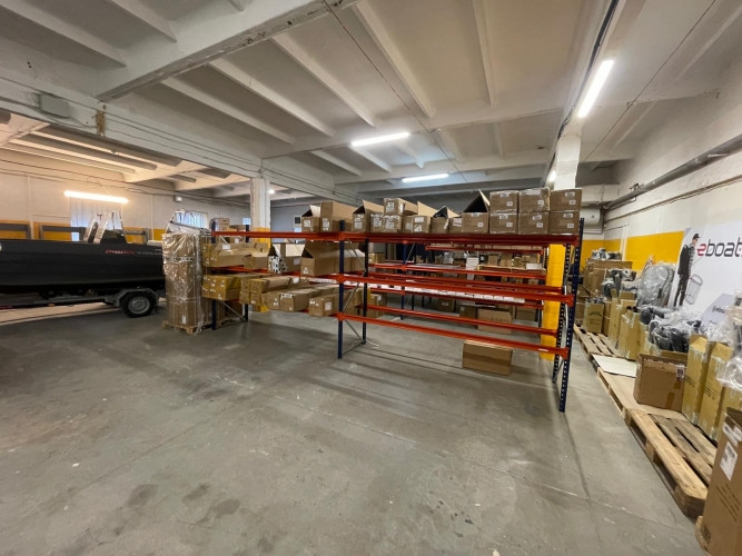 Apkurināmas noliktavu telpas ar augstiem griestiem.  + ērta piekļuve; + paceļamie vārti (3x3m); + te Рига - изображение 5