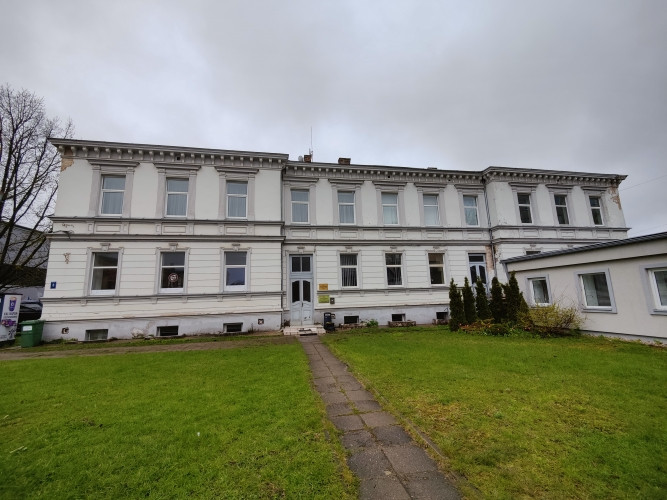 Birojs industriālā rajonā Starta ielā.  Birojs sastāv no divām telpām, noliktavas un sava sanmezgala Рига - изображение 1