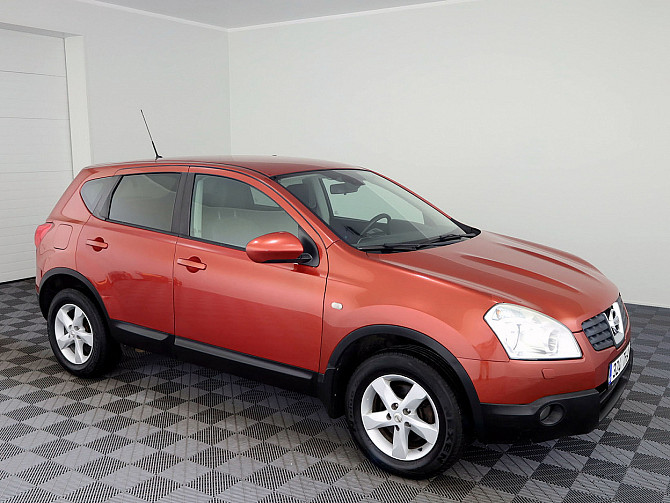 Nissan Qashqai Comfort 4x4 ATM 2.0 104kW Таллин - изображение 1