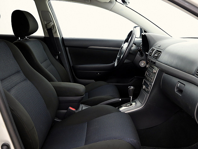 Toyota Avensis Linea Sol Facelift ATM 1.8 95kW Tallina - foto 6