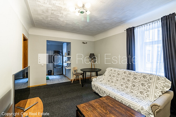 Pagalma māja, slēgts pagalms, ieeja no pagalma, mansards, logi vērsti uz pagalma pusi, studio Rīga - foto 18