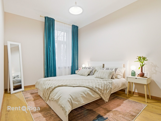 Сдаётся 2комнатная квартира с 2 парковочными местами!   Окна выходят на зелёный и Рига - изображение 1