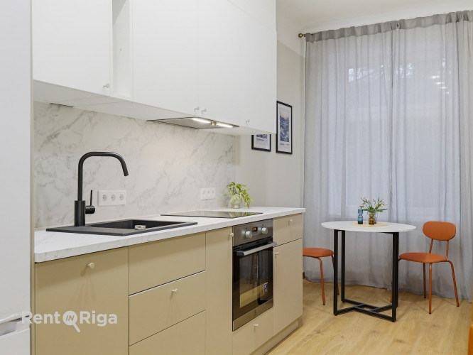 Сдаётся 2комнатная квартира с 2 парковочными местами!   Окна выходят на зелёный и Рига - изображение 6