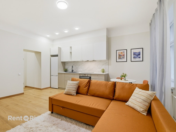 Сдаётся 2комнатная квартира с 2 парковочными местами!   Окна выходят на зелёный и Рига - изображение 4