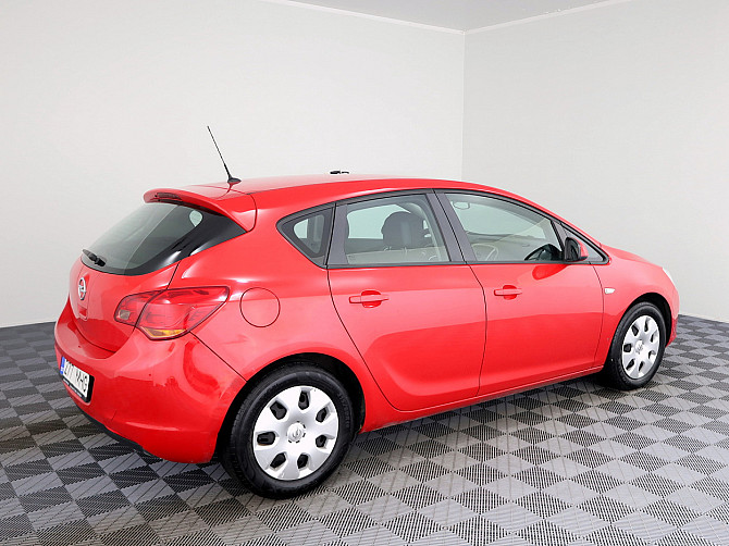 Opel Astra Elegance 1.7 CDTi 92kW Таллин - изображение 3