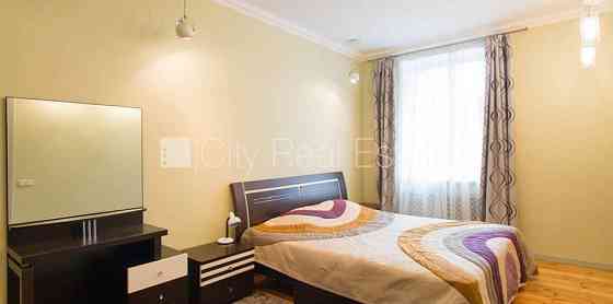 Возможность аренды парковки, окна выходят во двор, количество спален 2 шт., Rīga