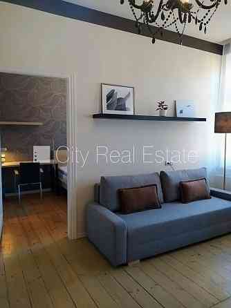 Эта квартира сдается в аренду посуточно (краткосрочная аренда), стоимость аренды Rīga