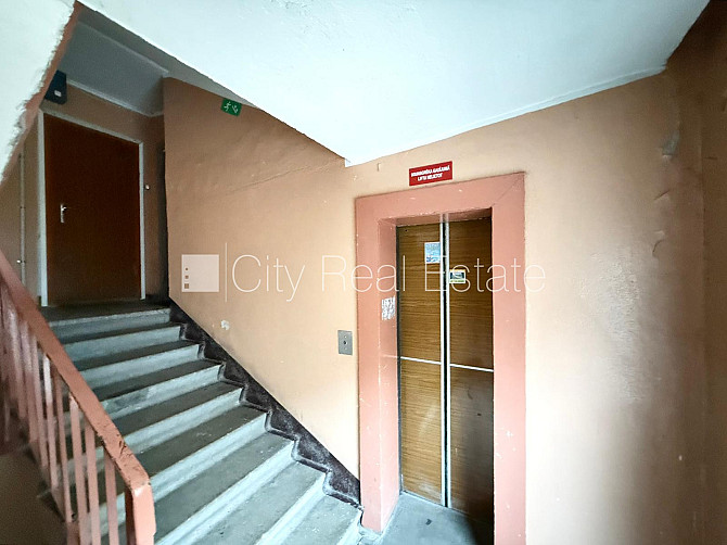 Здание во дворе, благоустроенная озеленённая территория, места для нескольких Рига - изображение 13