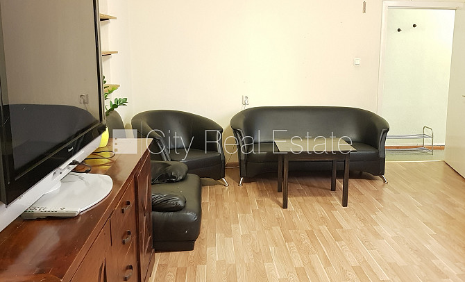 Pagalma māja, renovēta māja, slēgts pagalms, objektu apsargā fiziskā apsardze, ir lifts, Rīga - foto 4