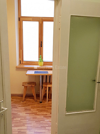 Pagalma māja, renovēta māja, slēgts pagalms, objektu apsargā fiziskā apsardze, ir lifts, Rīga - foto 12