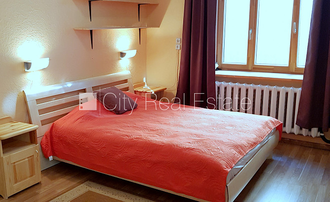 Pagalma māja, renovēta māja, slēgts pagalms, objektu apsargā fiziskā apsardze, ir lifts, Rīga - foto 1