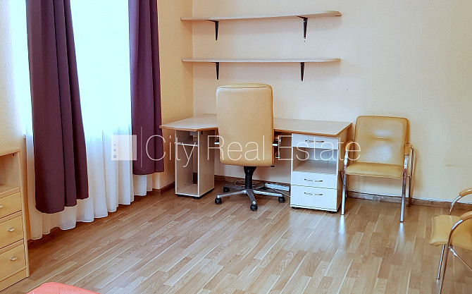 Pagalma māja, renovēta māja, slēgts pagalms, objektu apsargā fiziskā apsardze, ir lifts, Rīga - foto 9