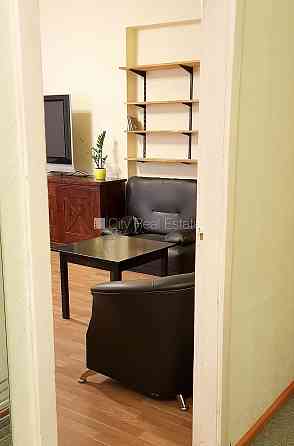 Эта квартира сдается в аренду посуточно (краткосрочная аренда), стоимость аренды Rīga