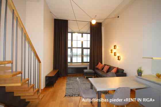 Сдается  квартира в новом проекте "Promenade" с видом на Даугаву. Квартира полностью Rīga