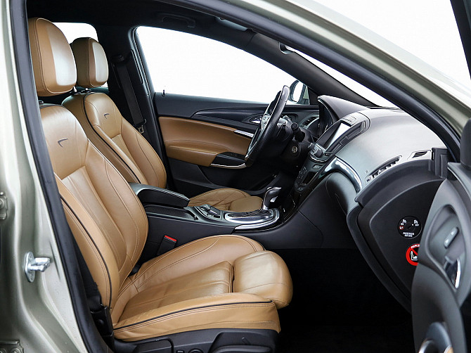 Opel Insignia Cosmo Facelift 4x4 2.0 CDTi 143kW Таллин - изображение 6