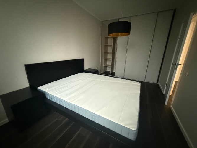 Izīrē 2 istabu dzīvokli Rīgas centrā!  Svaigi izremontēts dzīvoklis ar iespēju auto novietošanu ēkas Рига - изображение 7