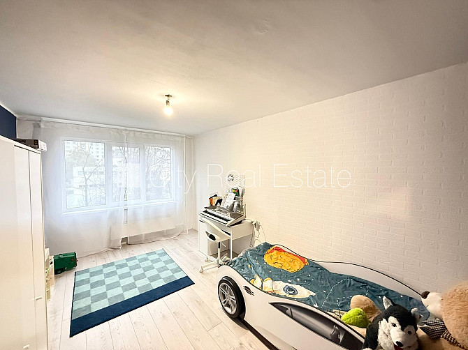 Фасадный дом, реновированный дом, благоустроенная озеленённая территория, лифт, Рига - изображение 19