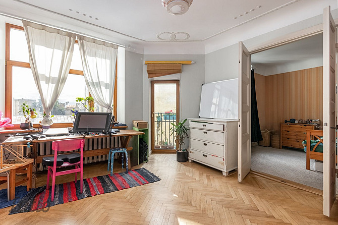 Pārdošanā 3 istabu dzīvoklis Rīgas centrā ar ērtu un pārdomātu plānojumu.
Dzīvoklī ir: Rīga - foto 1