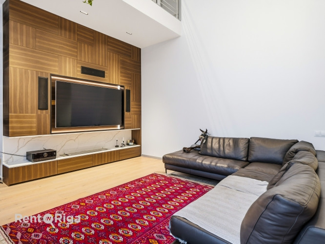 Pārdod 2 stāvīgu penthausa tipa dzīvokli!  Ekskluzīvs dzīvoklis, kas atrodas ēkas 3. un 4. Jūrmala - foto 2