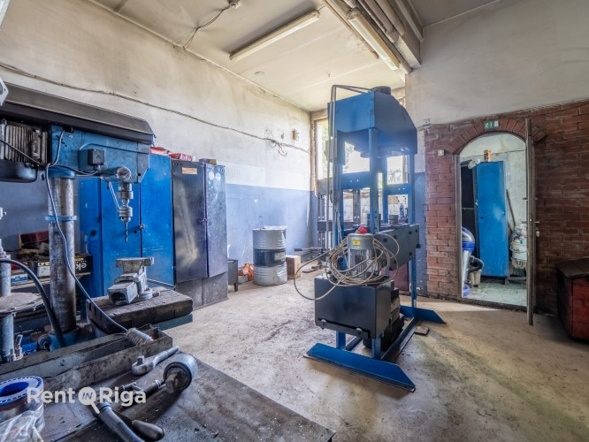 Долгосрочная аренда двухэтажного здания под мастерскую по ремонту грузовых Рижский район - изображение 8