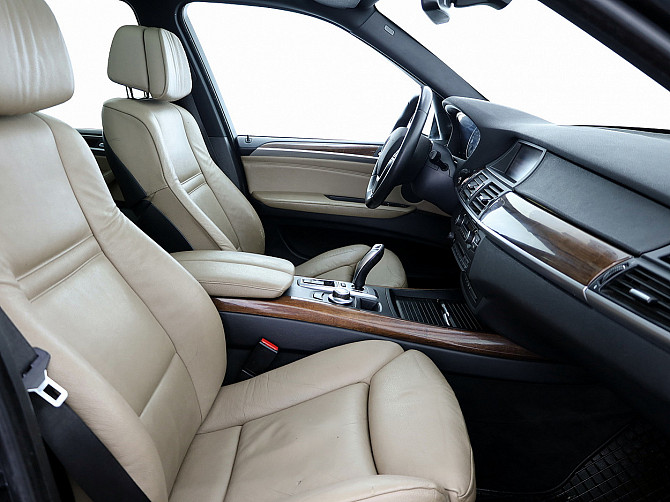 BMW X5 Sportpakett ATM 3.0 D 173kW Tallina - foto 6