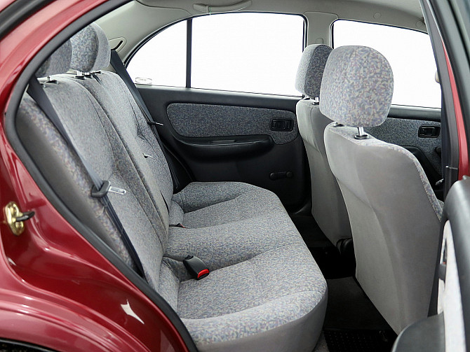 Nissan Almera Elegance 1.4 64kW Таллин - изображение 7