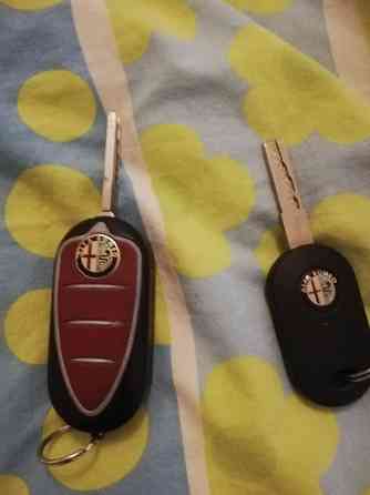 Labā stāvoklī, nomainīta eļļa, filtri, amortizatori, zobsiksna, ģenerators... lūdzu rakstiet. Rīga