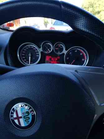 Labā stāvoklī, nomainīta eļļa, filtri, amortizatori, zobsiksna, ģenerators... lūdzu rakstiet. Rīga