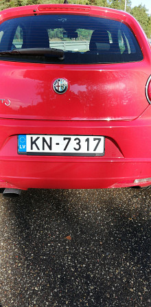 Labā stāvoklī, nomainīta eļļa, filtri, amortizatori, zobsiksna, ģenerators... lūdzu rakstiet. Rīga - foto 7