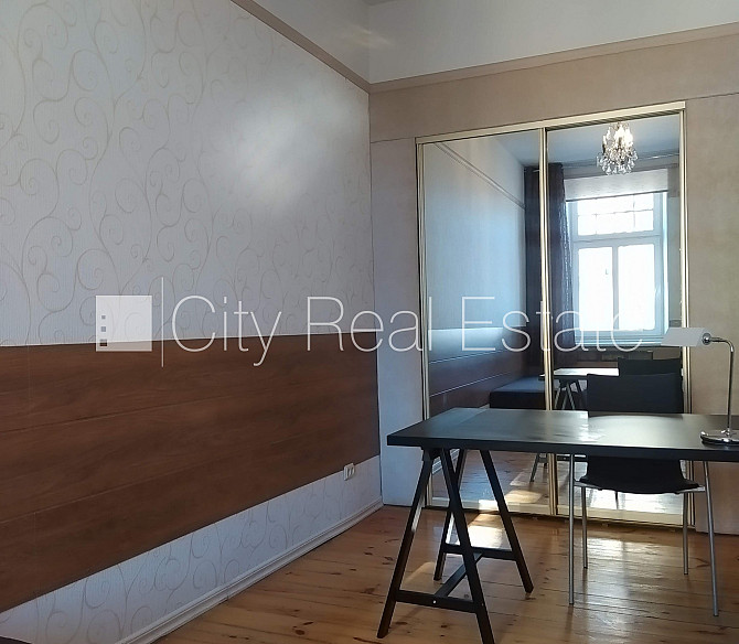 Fasādes māja, labiekārtots apzaļumots pagalms, slēgts pagalms, vieta vairākām Rīga - foto 8