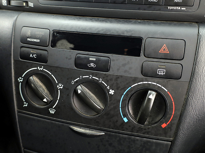 Toyota Corolla Linea Sol Facelift A-C 1.6 81kW Таллин - изображение 8