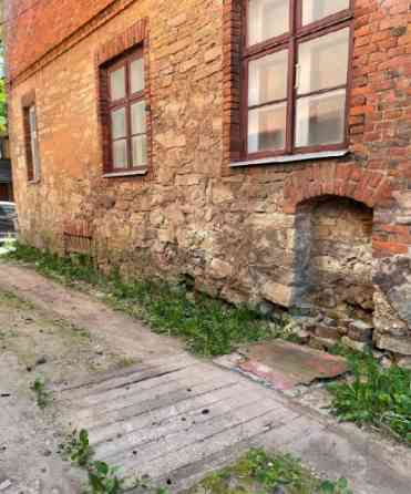 A three-storey building for reconstruction in the old town of Cēsis.  Year of construction: 1880. Br Cēsis un Cēsu novads