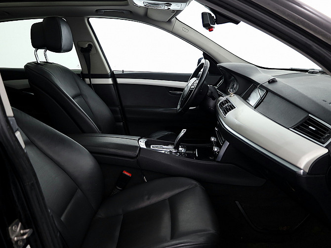 BMW 530 GT Executive ATM 3.0 D 180kW Tallina - foto 6