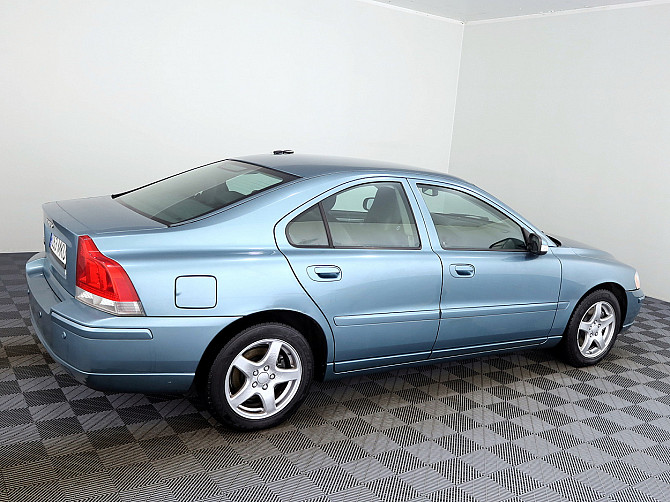 Volvo S60 Summum Facelift ATM 2.4 103kW Tallina - foto 3