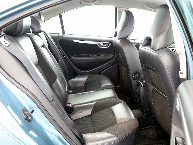 Volvo S60 Summum Facelift ATM 2.4 103kW Tallina - foto 7