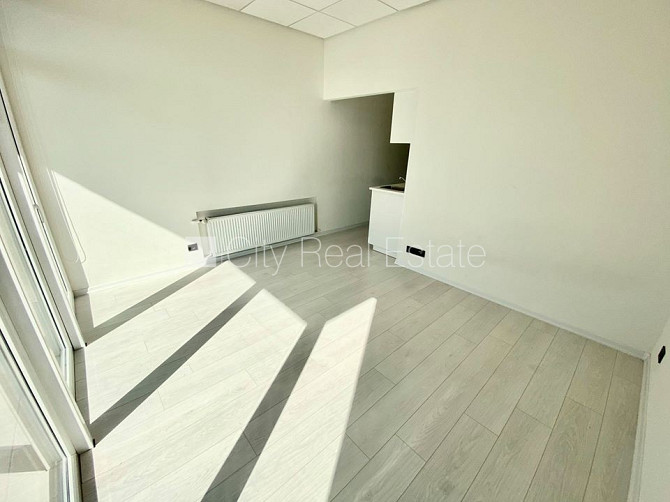 Jaunceltne, fasādes māja, slēgts pagalms, ieeja no ielas, ir lifts, kāpņu telpa pēc Rīga - foto 12