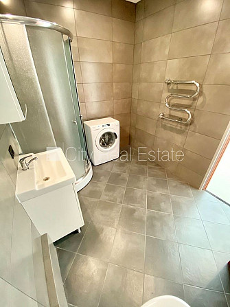 Jaunceltne, fasādes māja, slēgts pagalms, ieeja no ielas, ir lifts, kāpņu telpa pēc Rīga - foto 18