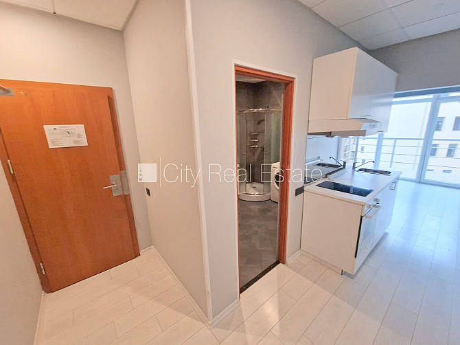 Jaunceltne, fasādes māja, slēgts pagalms, ieeja no ielas, ir lifts, kāpņu telpa pēc Rīga - foto 19