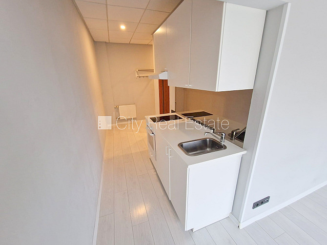 Jaunceltne, fasādes māja, slēgts pagalms, ieeja no ielas, ir lifts, kāpņu telpa pēc Rīga - foto 13