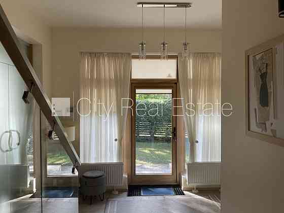 Количество квартир в здании 4 шт., стены из керамзитных блоков 0,42, зеленая Jūrmala