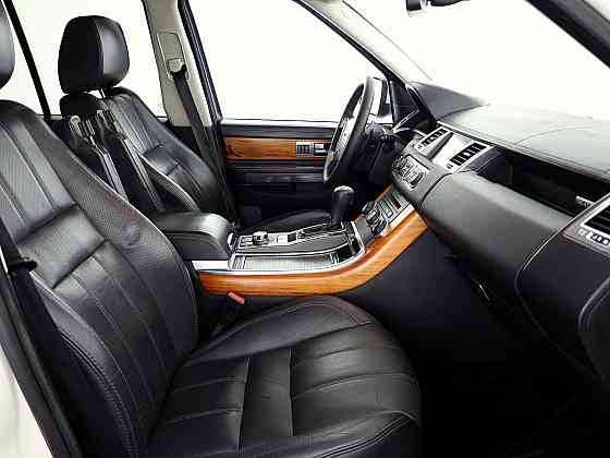 Land Rover Range Rover Sport HSE Facelift ATM 3.0 TDV6 180kW Tallina