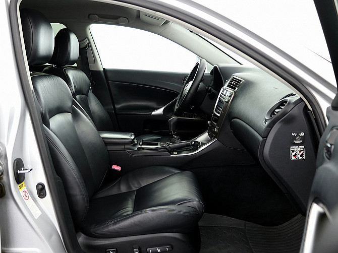 Lexus IS 220 Luxury Facelift 2.2 D-4D 130kW Таллин - изображение 6