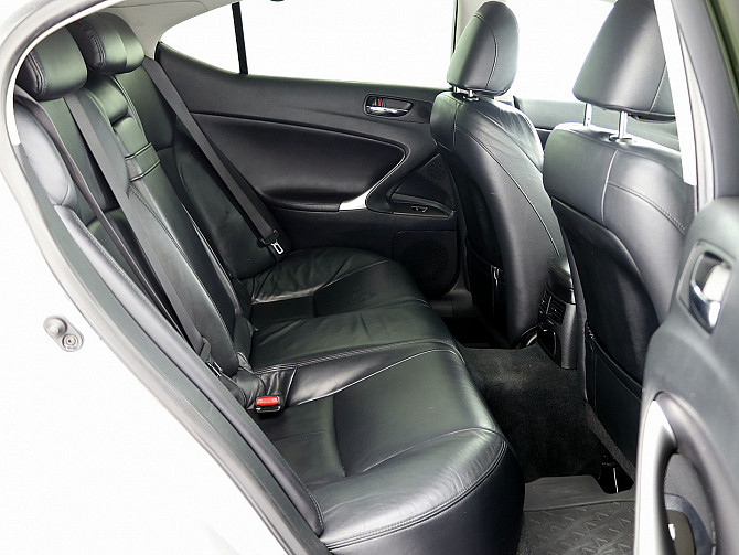 Lexus IS 220 Luxury Facelift 2.2 D-4D 130kW Таллин - изображение 7