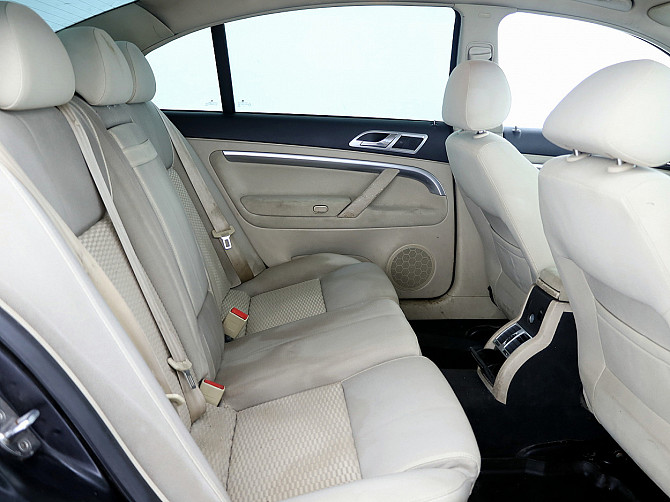 Skoda Superb Comfortline 1.9 TDI 77kW Таллин - изображение 7
