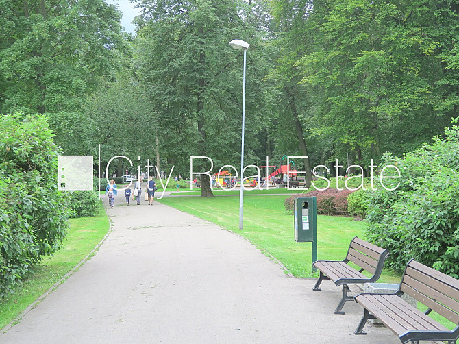 Fasādes māja, renovēta māja, slēgts pagalms, iežogota teritorija, vieta automašīnai, ieeja Rīga - foto 18