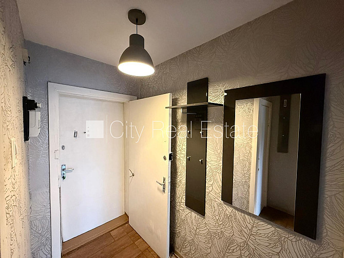 Частный дом, реновированный дом, место для машины, стоянка территории покрыта Рига - изображение 8