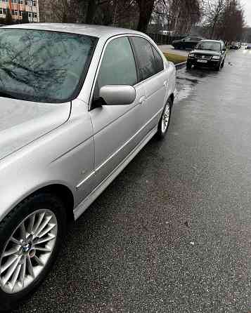 530d 3.0l в торг. Есть косячки разные не значительные, в соответствии с годом машины. Передние... Rīga