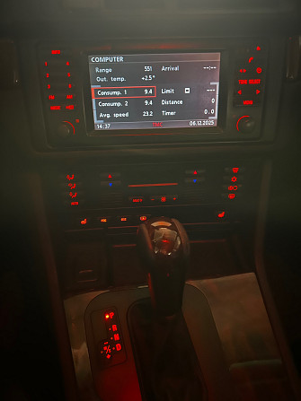 530d 3.0l в торг. Есть косячки разные не значительные, в соответствии с годом машины. Передние... Rīga - foto 6